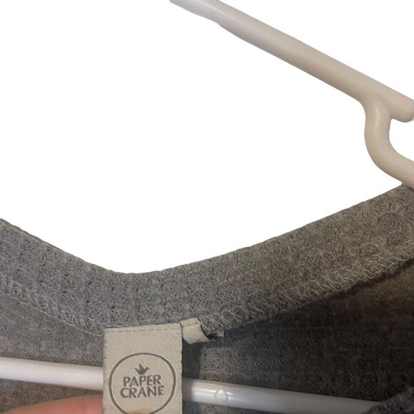Paper Crane Women's Size Medium Gray Waffle Knit Twisted Front Light Sweater - Picture 4 of 7